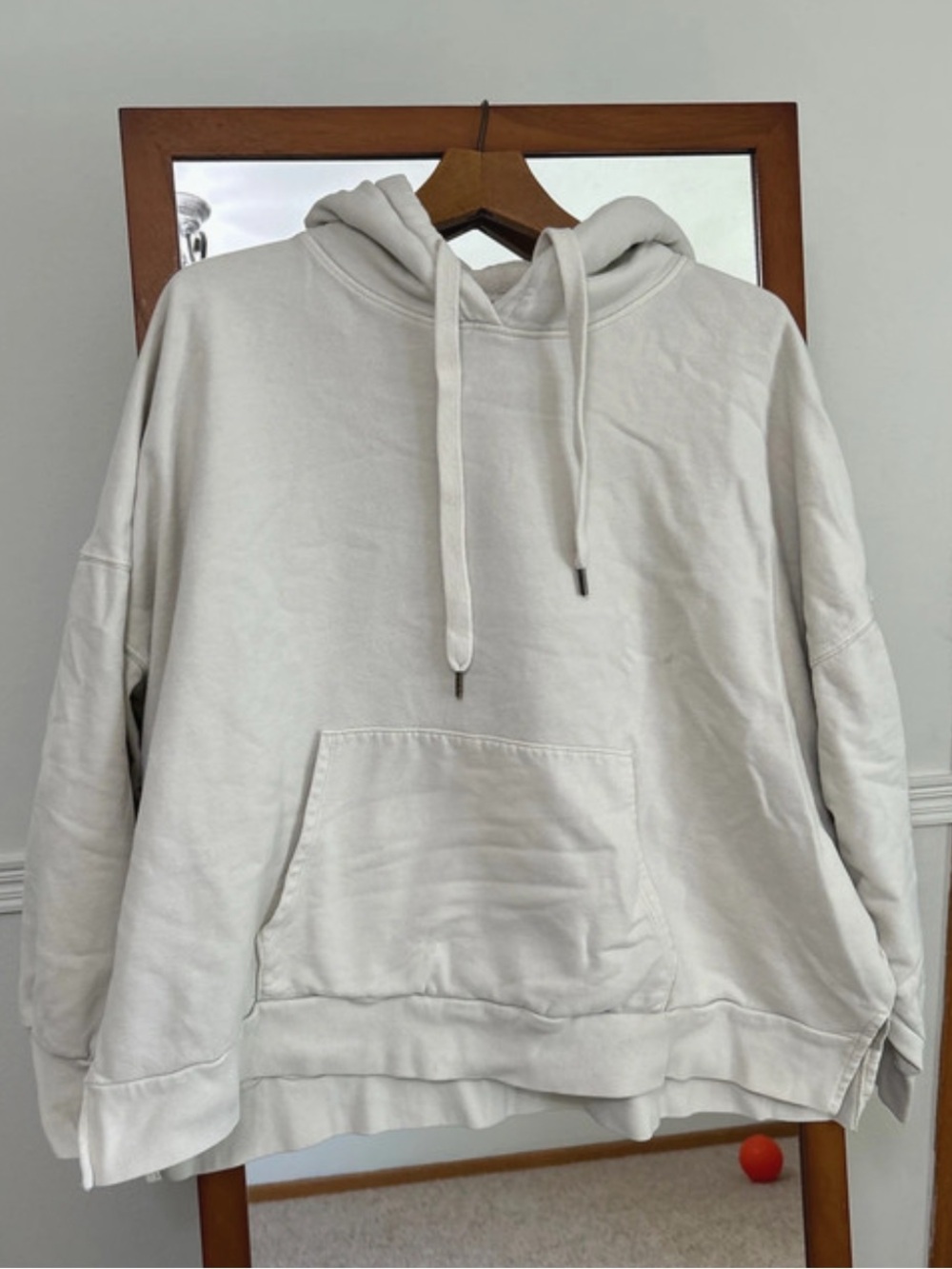 American Eagle Outfitters Ivory Drawstring Hooded Sweatshirt
